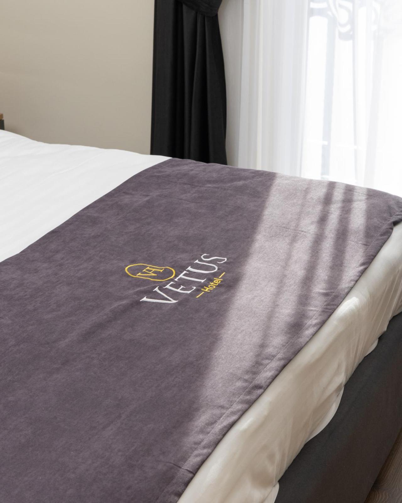 Vetus Hotel Pristina Eksteriør billede