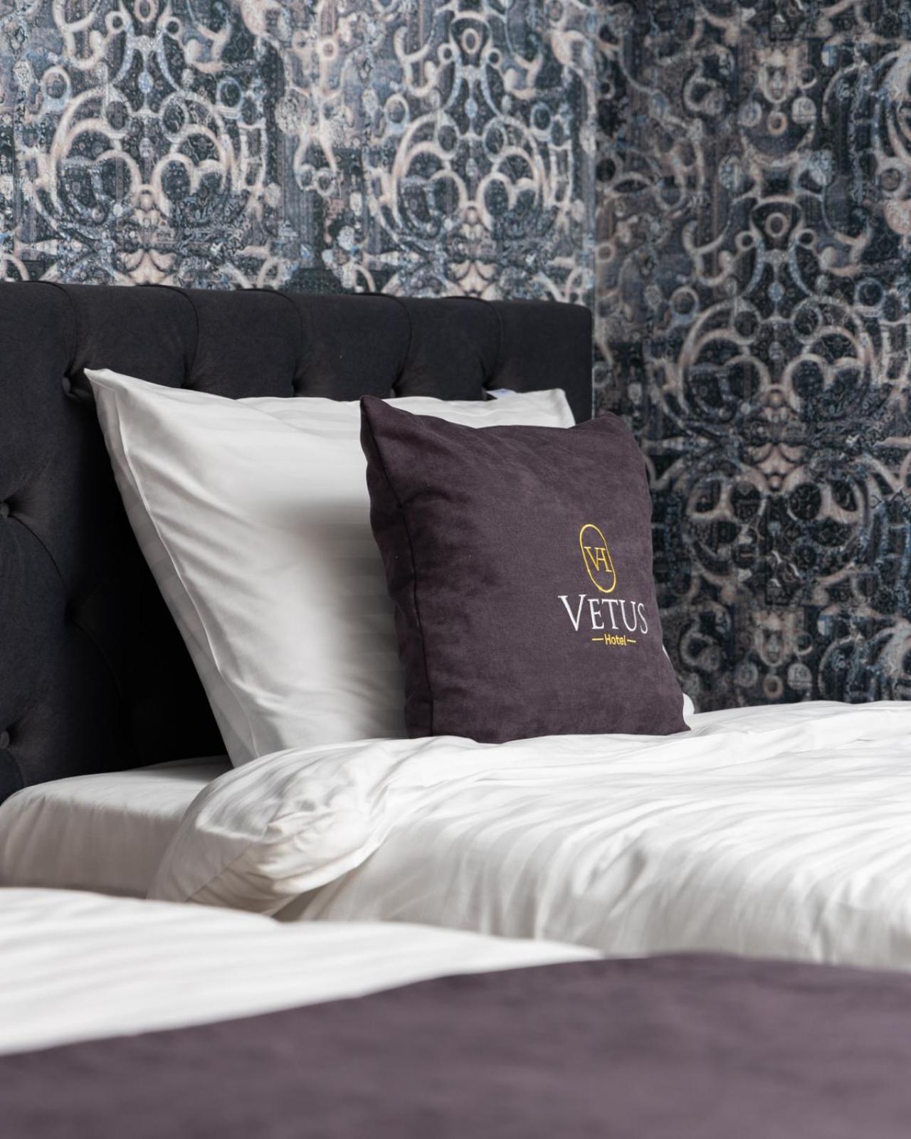 Vetus Hotel Pristina Eksteriør billede